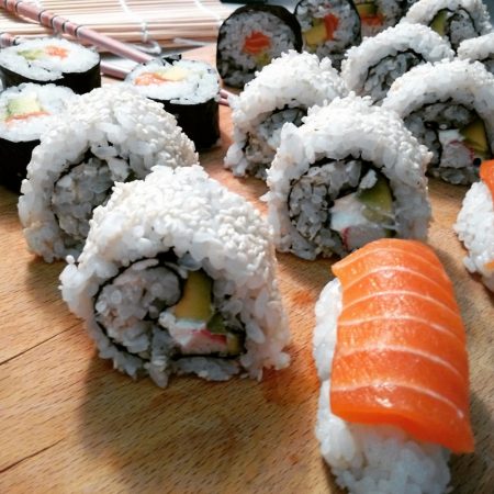 Fitness sushi - maki, nigiri a california rolls - zdravý recept Bajola
