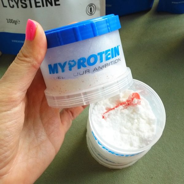 Nádobka na protein MyProtein