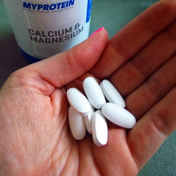 Vápník a hořčík MyProtein vitamíny