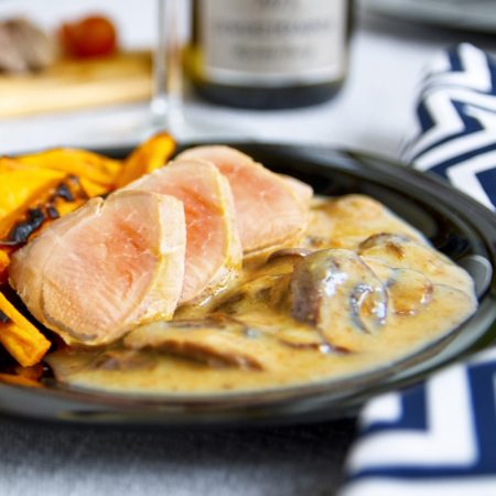 Fitness vepřová panenka v houbové omáčce - zdravý recept Bajola Fitness vepřová panenka v houbové omáčce - zdravý recept Bajola