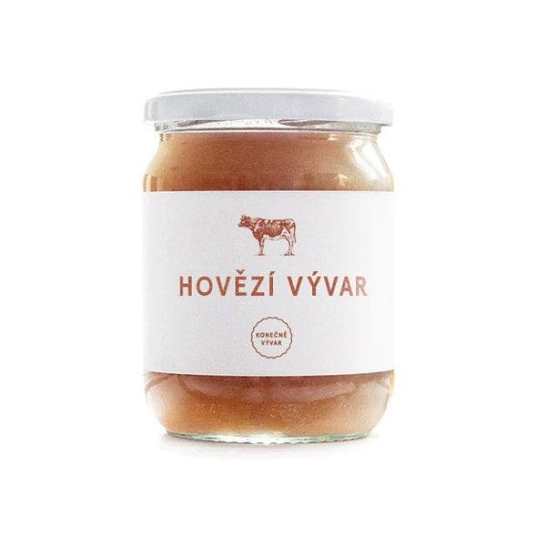 Hotový hovězí vývar ve sklenici