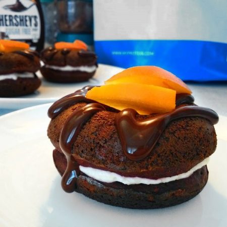 Redvelvet donuty z červené řepy - fitness recept Bajola