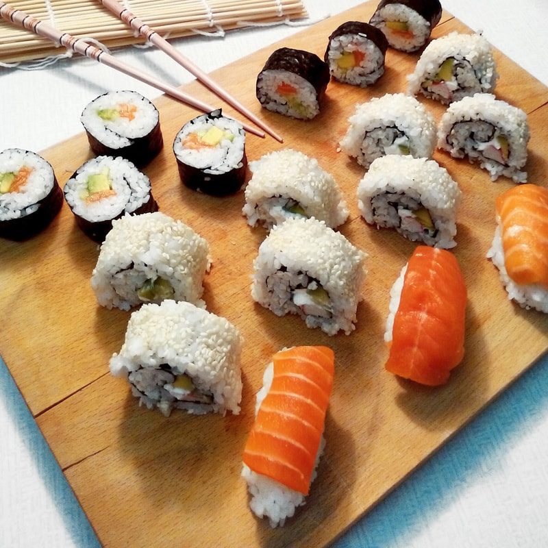 Fitness sushi - maki, nigiri a california rolls - zdravý recept Bajola