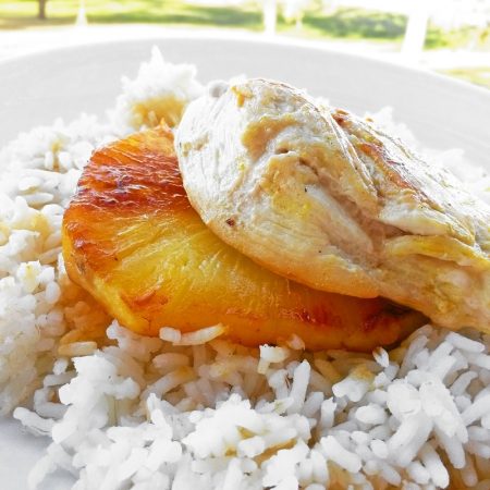 Fitness kuřecí prsa na ananasu - zdravý recept Bajola
