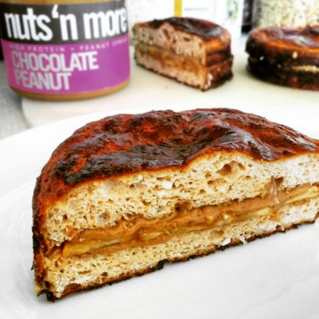 Fitness tvarohový koláček s arašídovým máslem - zdravý recept Bajola