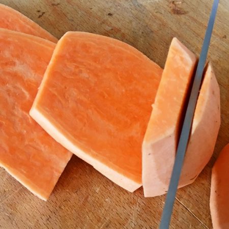 Jak nakrájet batáty na hranolky snadno a rychle