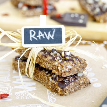 Fitness raw energy tyčinky - zdravý recept Bajola