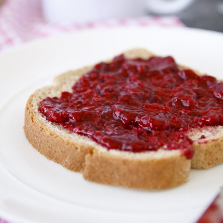 Zdravá chia marmeláda džem bez cukru - domácí recept Bajola
