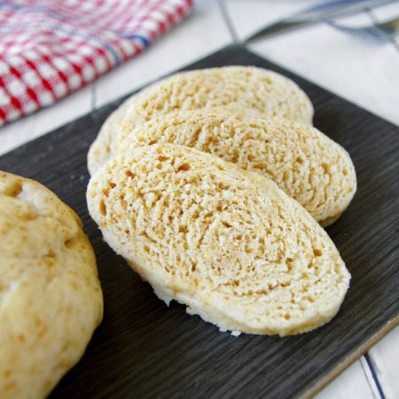 Fit domácí celozrnný houskový knedlík - recept Bajola