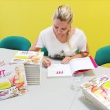 Podepisování kuchařek Fit bez diet - Bajola
