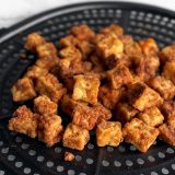 Křupavé tofu kostky z horkovzdušné fritézy - recept Bajola