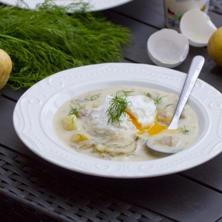 Fit zdravá koprová polévka kulajda se ztraceným vejcem - recept Bajola Fit zdravá koprová polévka kulajda se ztraceným vejcem - recept Bajola